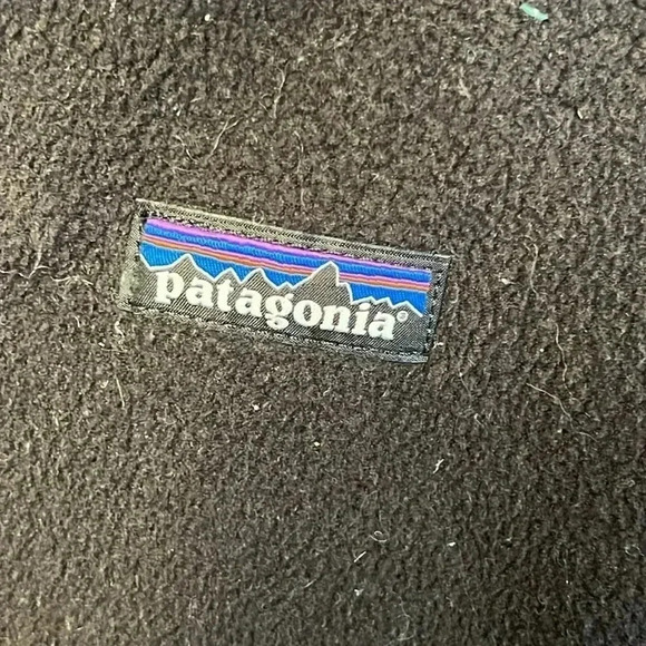 PATAGONIA Womens‎ Md FLEECE ZIP UP  BLACK LOGOS EMBROIDERED ON the glint summit - Picture 2 of 7